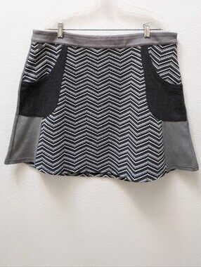 Black & White Chevron A-Line Mini Skirt w/ Pockets by Smash! size XXL in EUC